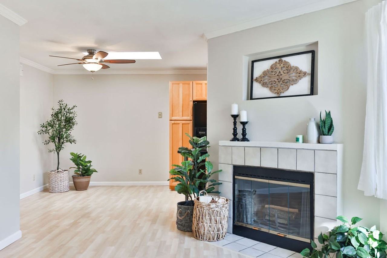 4575 Contour Blvd - Photo 2 of 46