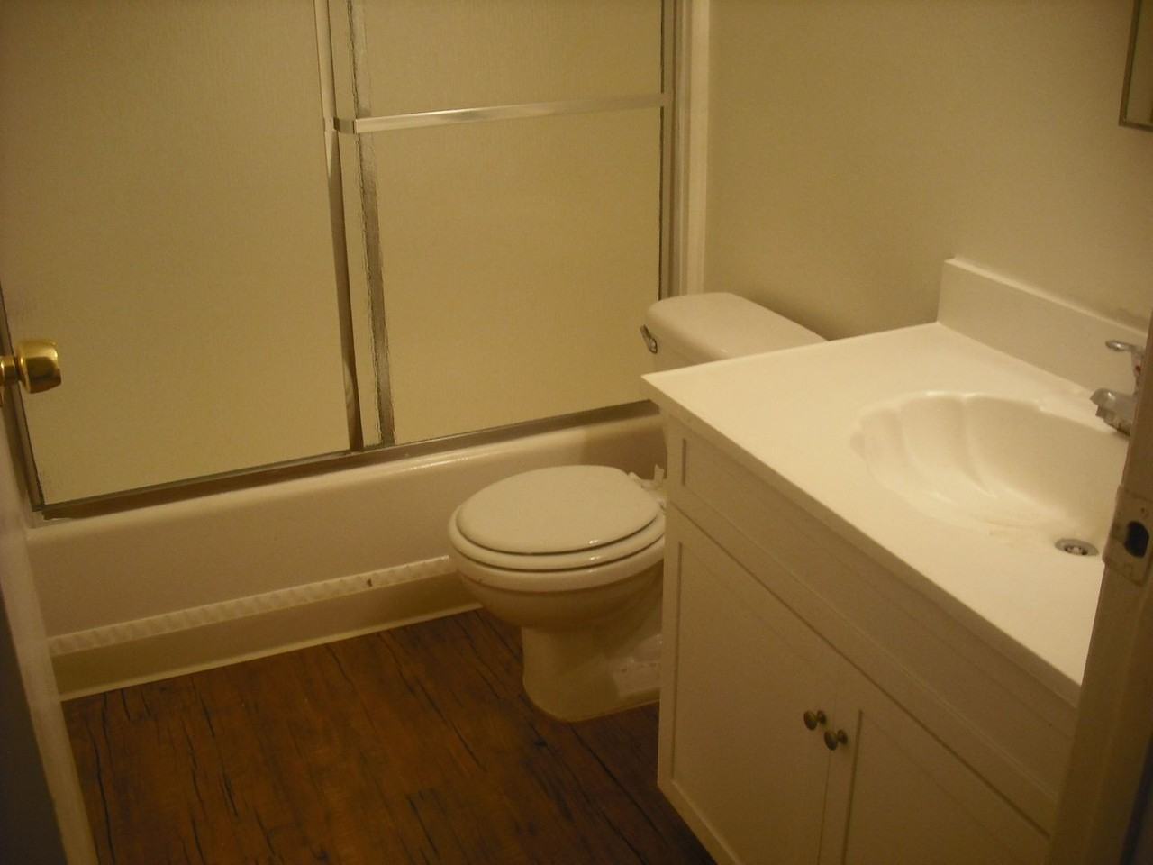 2530 El Dorado Ave Apt B - Photo 3 of 6