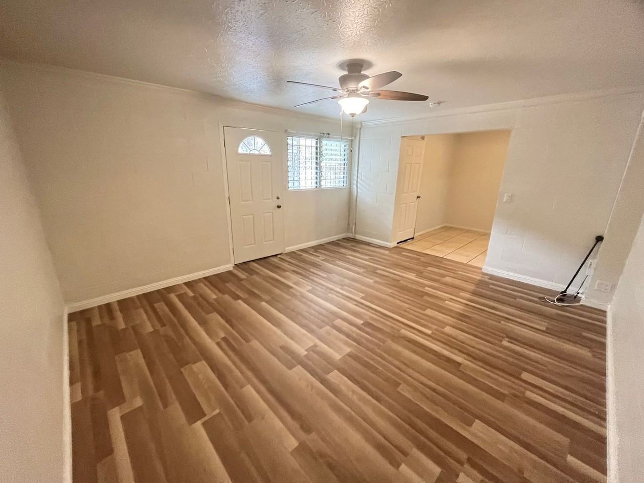 1732 Gulick Ave - Photo 3 of 15