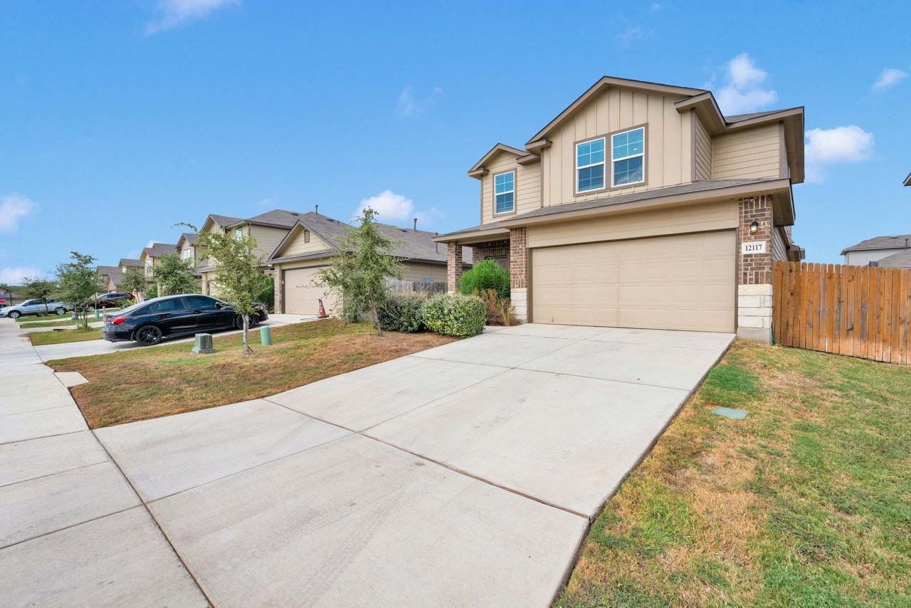 12117 Pease River - Photo 2 of 22