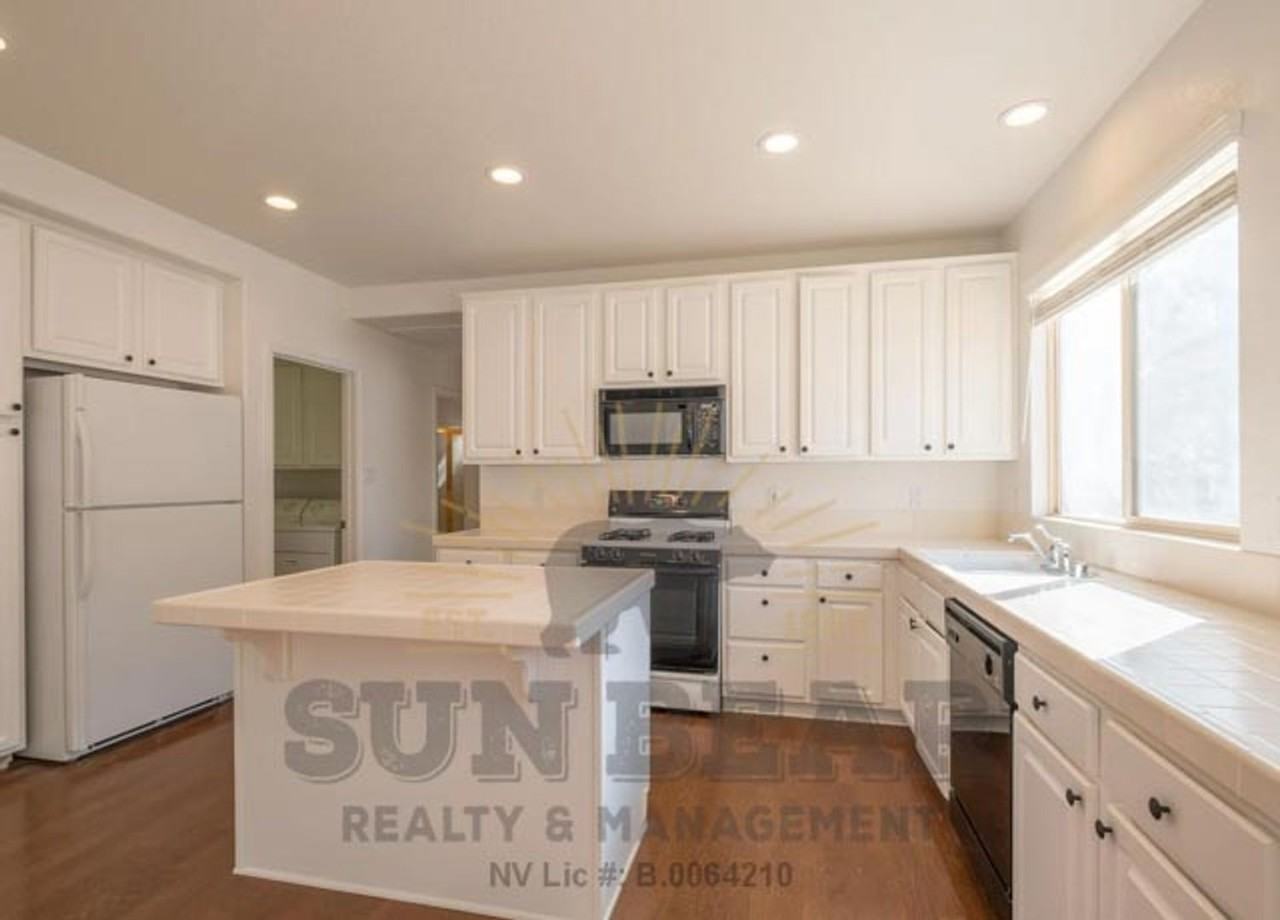 524 Kirkland Ct - Photo 5 of 21