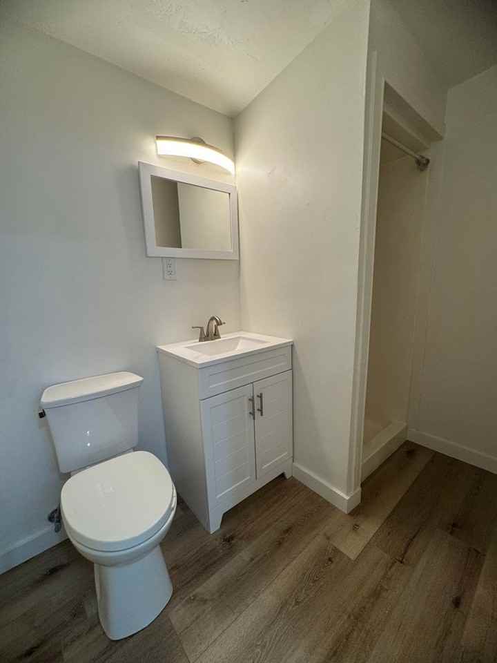 1048_1050 Warner - Photo 5 of 18