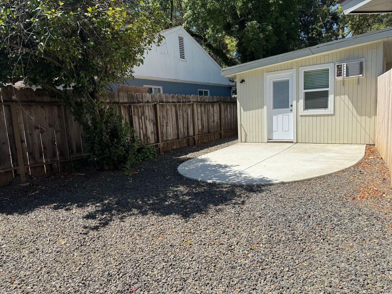 1048_1050 Warner - Photo 7 of 18