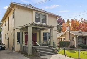 featured image of 421 W 3rd St