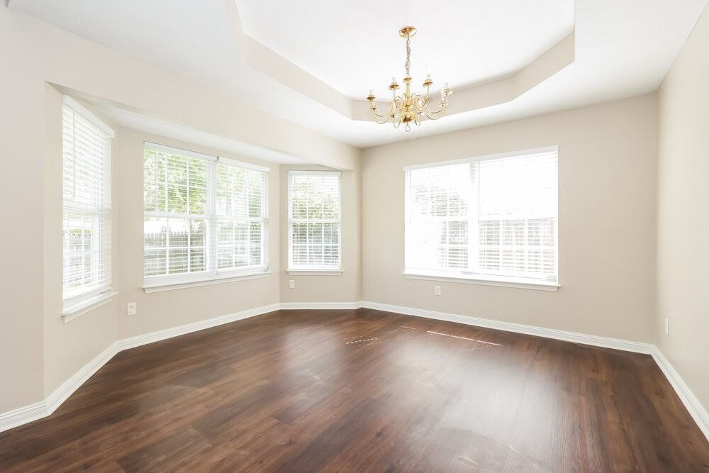 373 Davids Way - Photo 4 of 16