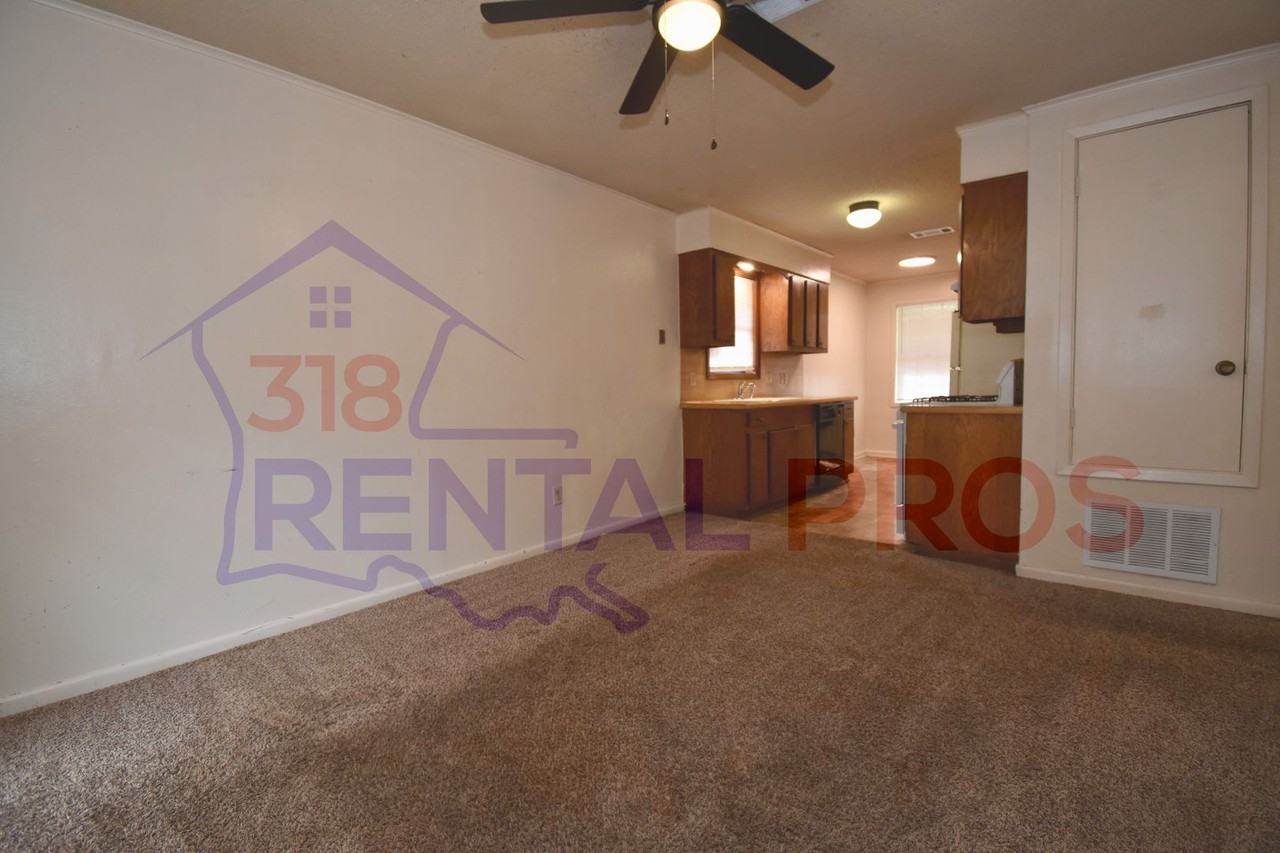 108 Debra Ln - Photo 3 of 15