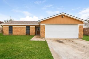 1108 N Knowles Dr - Photo 1 of 1