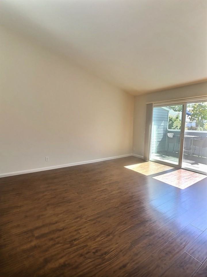 294 Shadow Run Dr - Photo 2 of 16