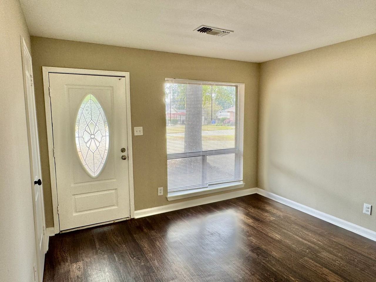 114 Till Ct - Photo 7 of 31