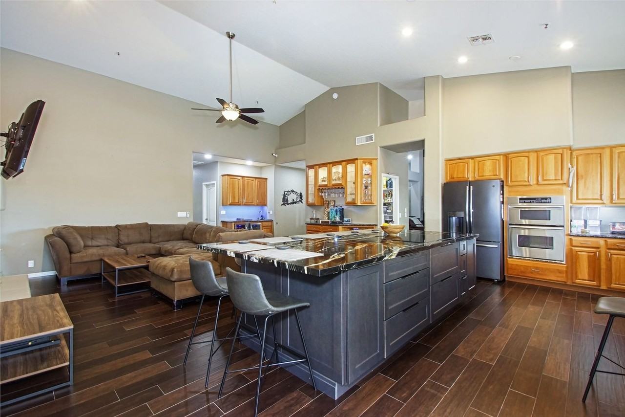 29641 North 67th Street - Photo 3 of 42