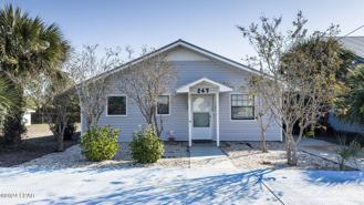 247 Poinsettia Dr - Photo 1 of 1