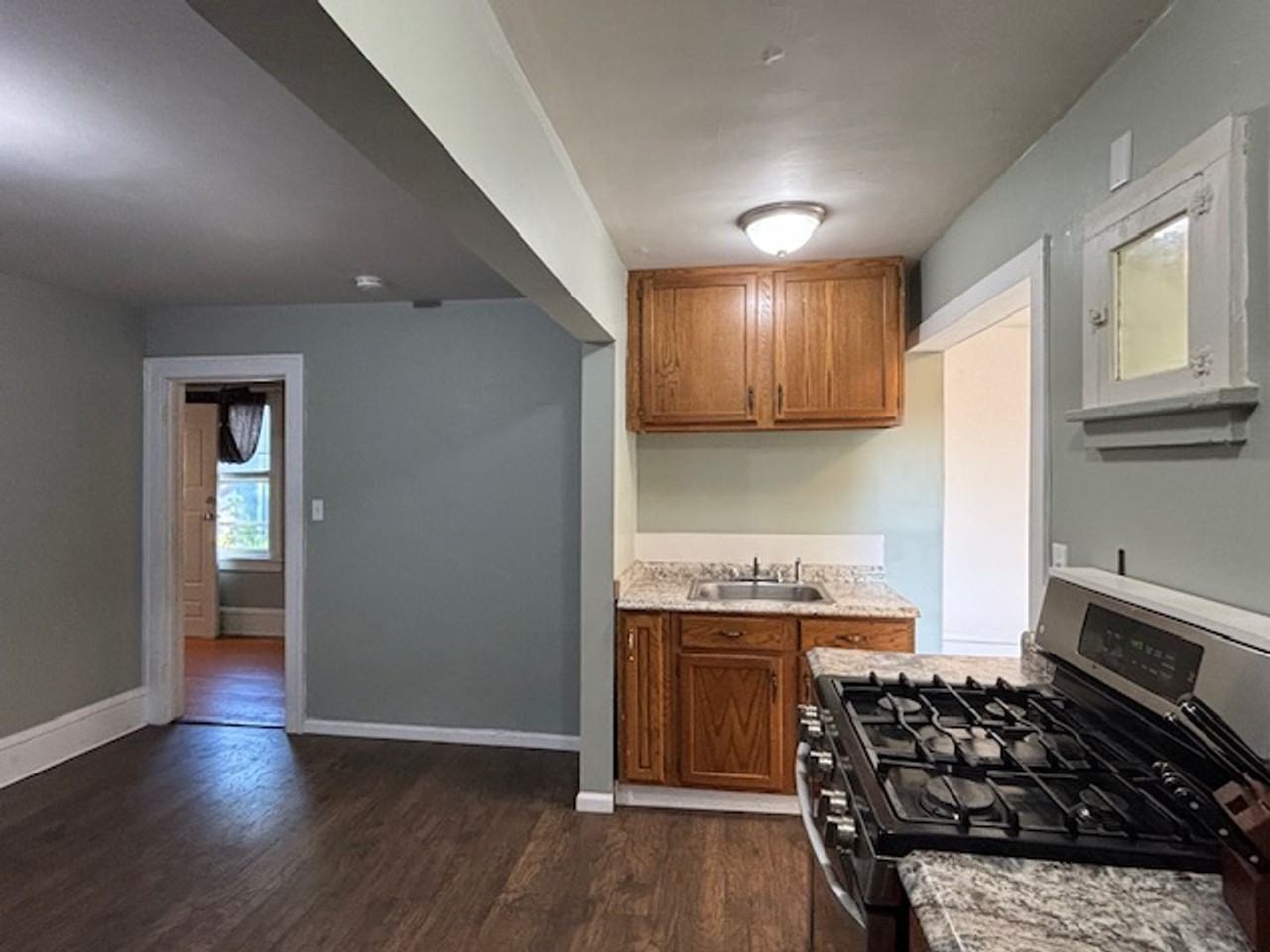 726 Wilson Avenue - Photo 4 of 13