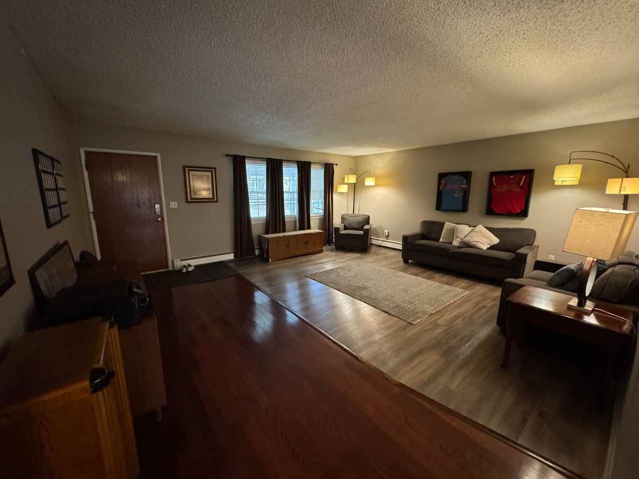 1739 Crosson Ave - Photo 4 of 20