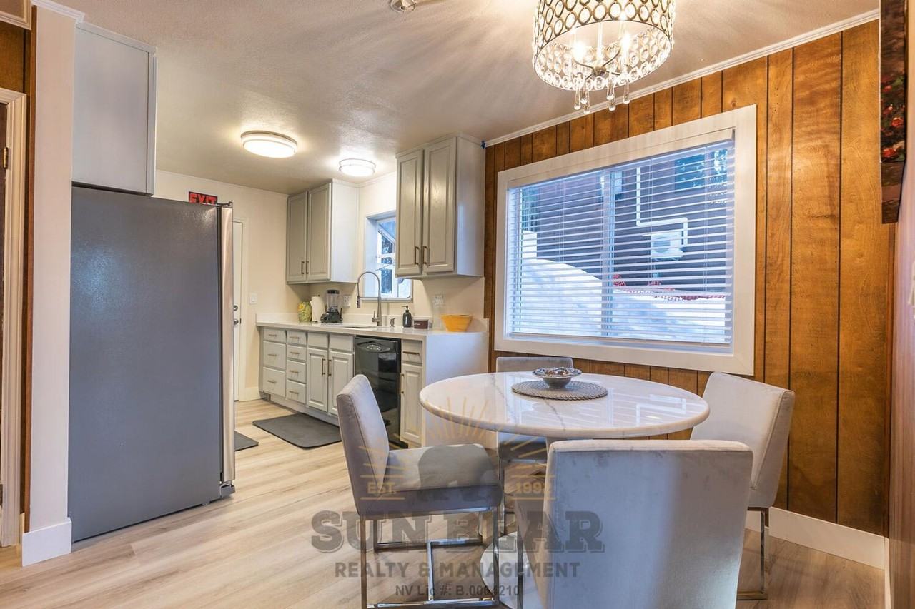 568 Tyner Way - Photo 6 of 35