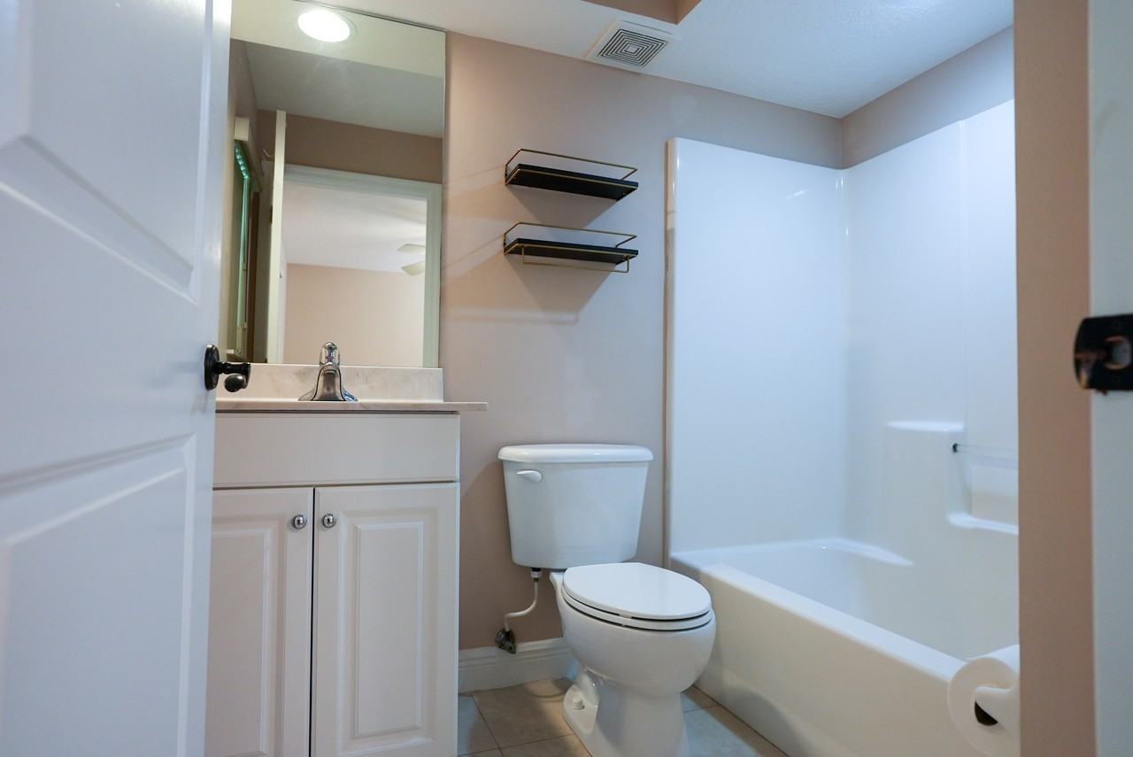 1620 42nd Sq #104 - Photo 7 of 27