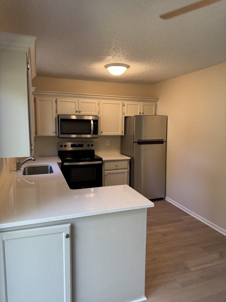 3303 61st St #NA - Photo 3 of 20