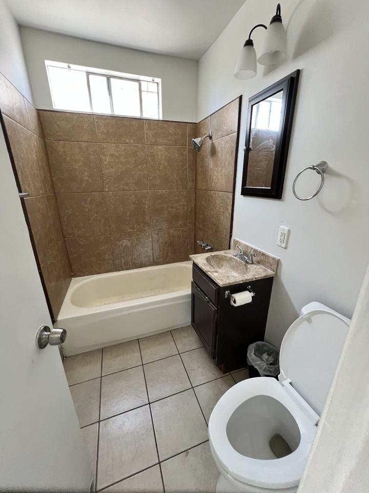 2901 Hauser Blvd #NONE - Photo 4 of 12