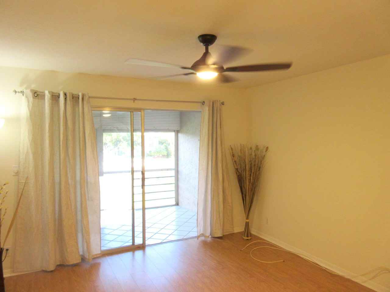 606 Southwest Natura Boulevard #30 - Photo 4 of 39