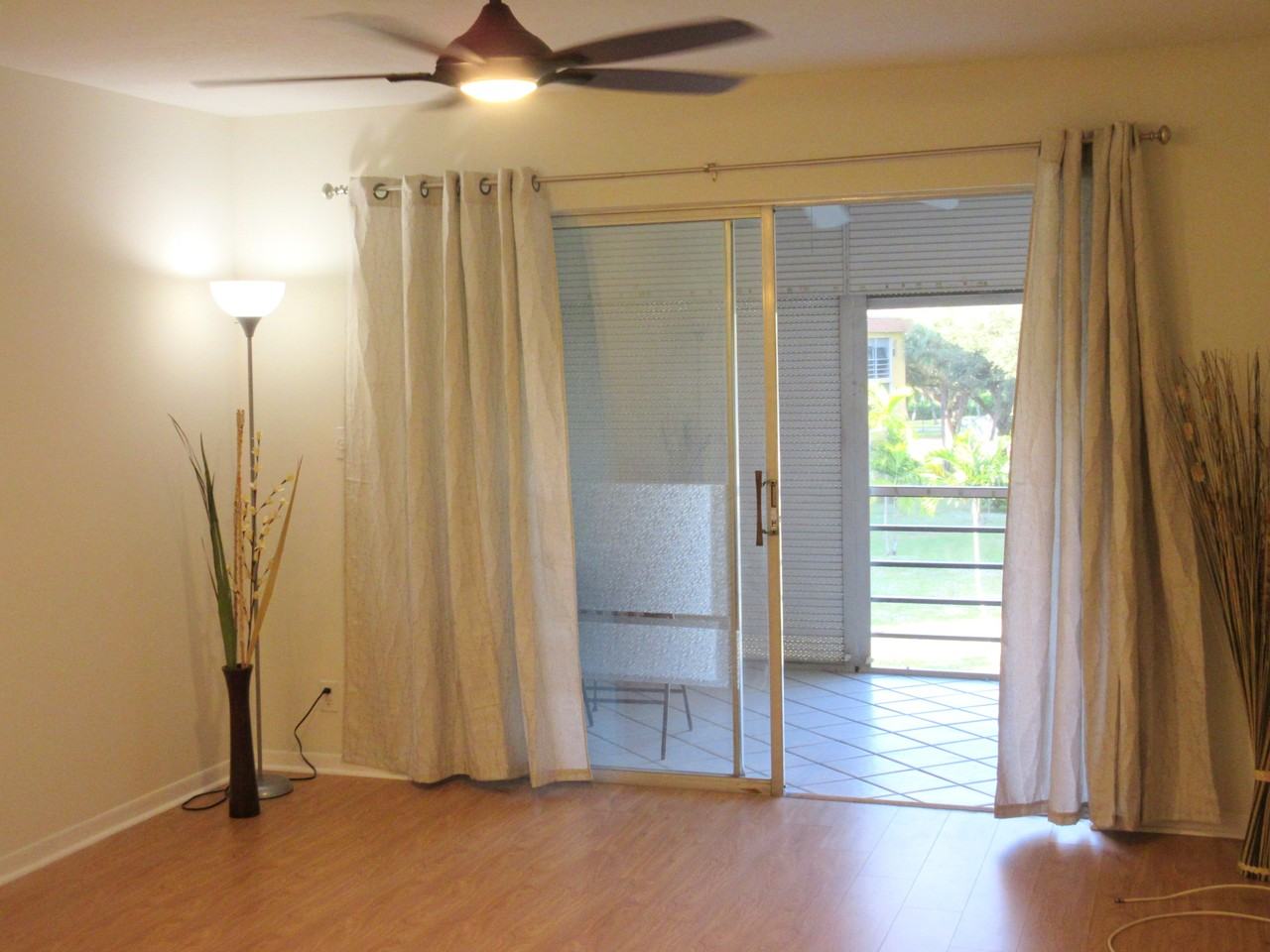606 Southwest Natura Boulevard #30 - Photo 5 of 39