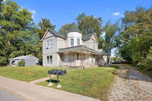 120 W 3rd St #3 - Photo 1 of 1