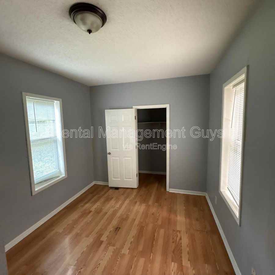 2314 Sheridan Ave N #1 - Photo 2 of 12