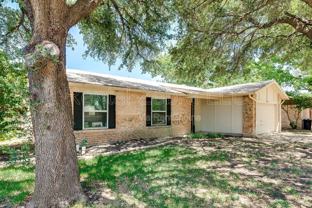 7113 Edinburg Dr - Photo 1 of 1