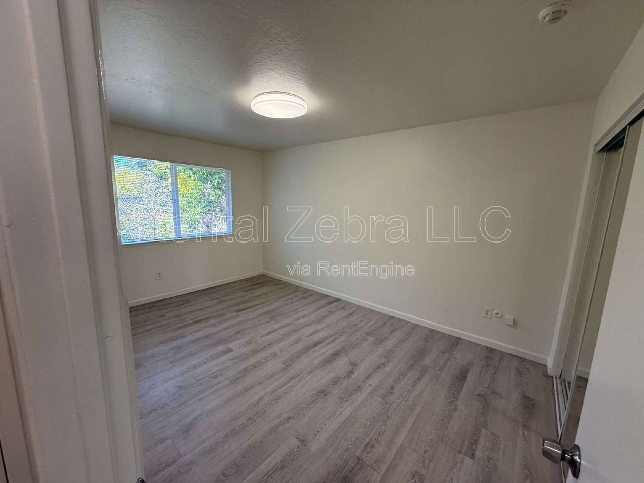2355 Heidi Pl #4 - Photo 3 of 5