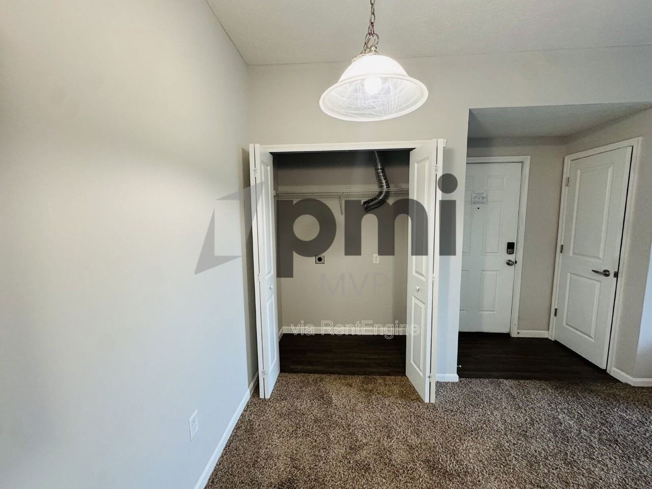 858 Taylor Station Rd #301 - Photo 5 of 20