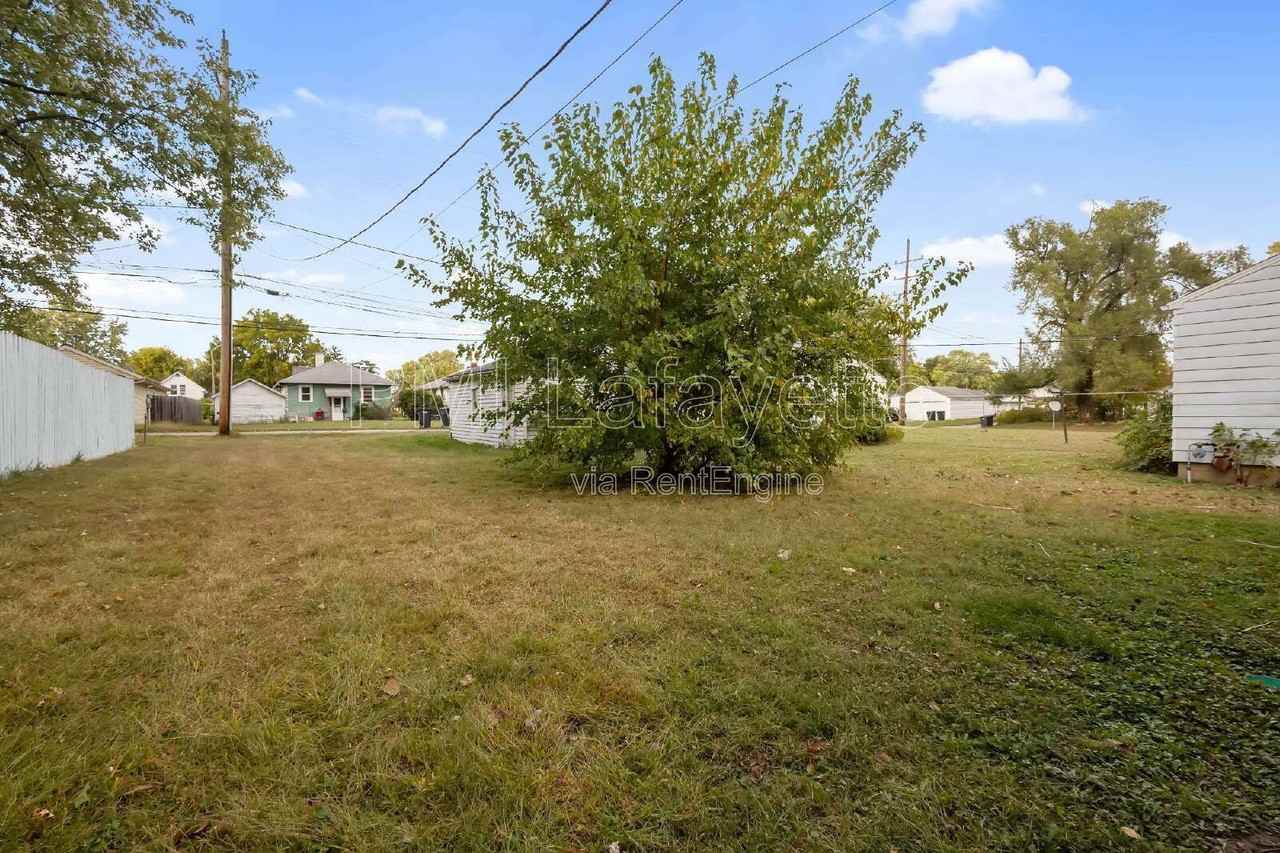 2022 Charles St - Photo 4 of 9