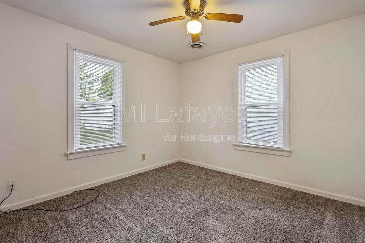 2022 Charles St - Photo 6 of 9