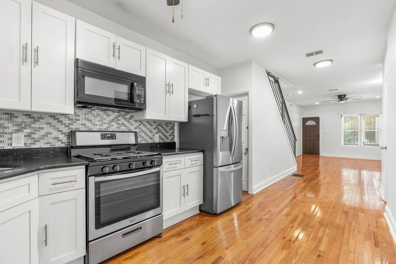 3839 Folsom St - Photo 3 of 21