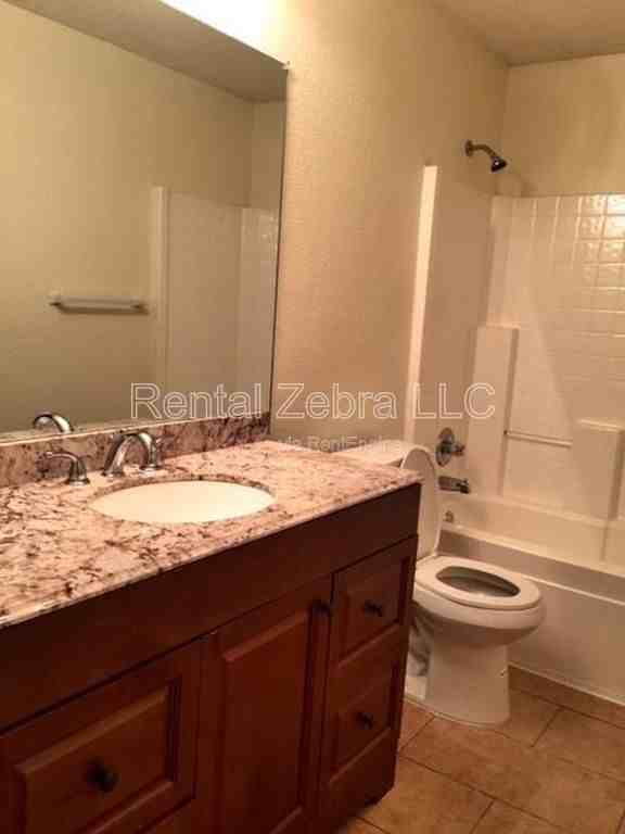 4001 Cypress Gardens Dr - Photo 5 of 26