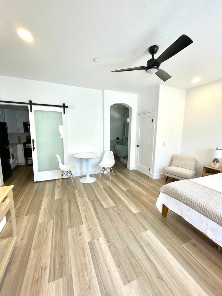 17371 Madrone Street - Photo 2 of 12