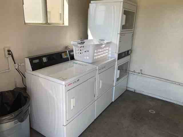 15454 Chatsworth St #25 - Photo 5 of 18