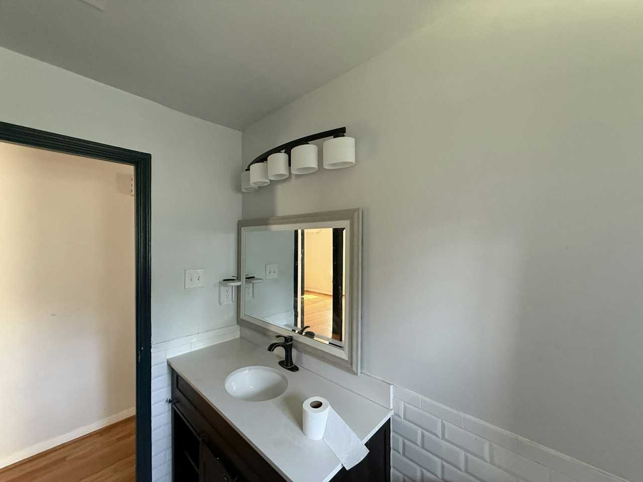 615 Coral Street - Photo 3 of 12