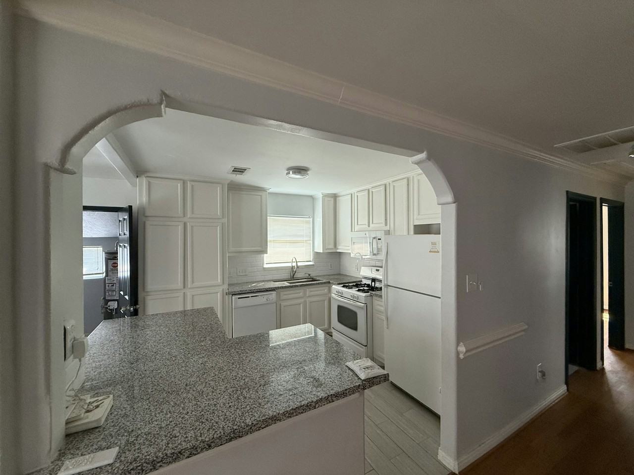 615 Coral Street - Photo 4 of 12