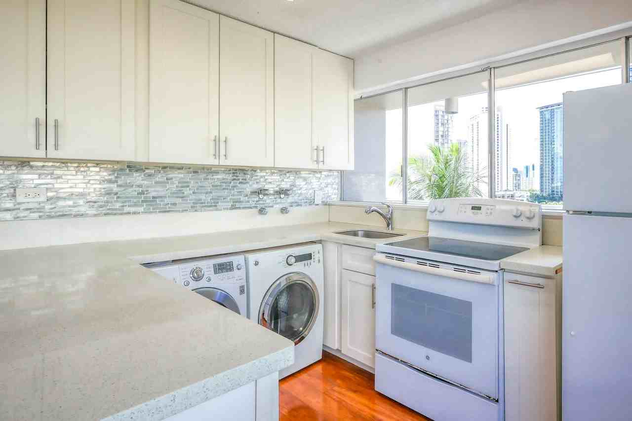 439 Keoniana St. #901, Unit 901 - Photo 6 of 23