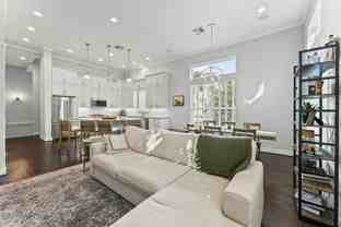 1105 Fowler St - Photo 1 of 1