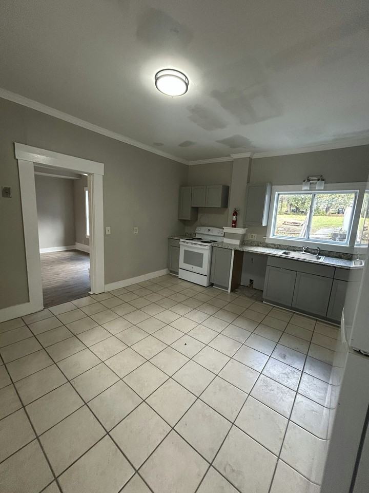 150 South Main Street, Unit 1 - Photo 2 of 12