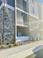 featured image of 410 English Commons Dr