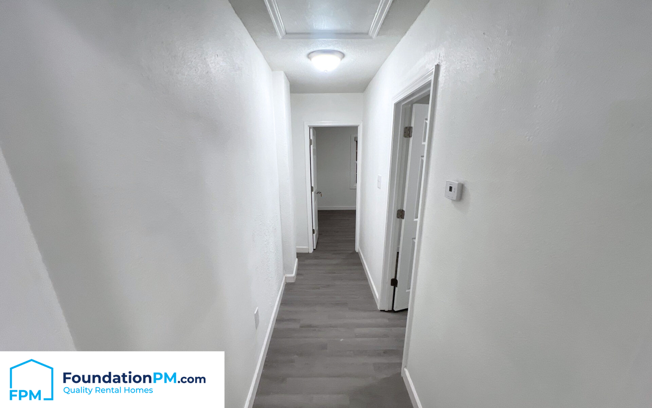 2773 Waverly Avenue - Photo 5 of 17