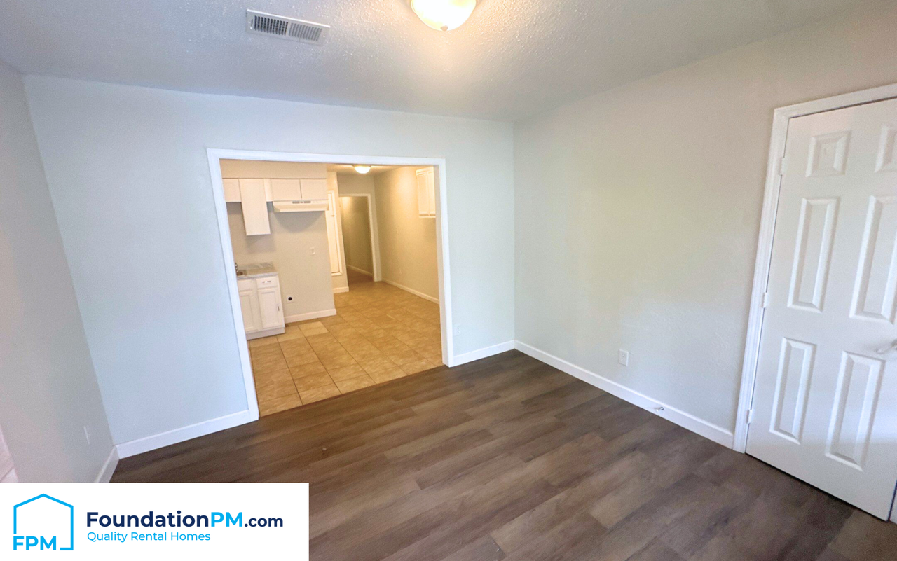 2775 Waverly Avenue - Photo 2 of 17