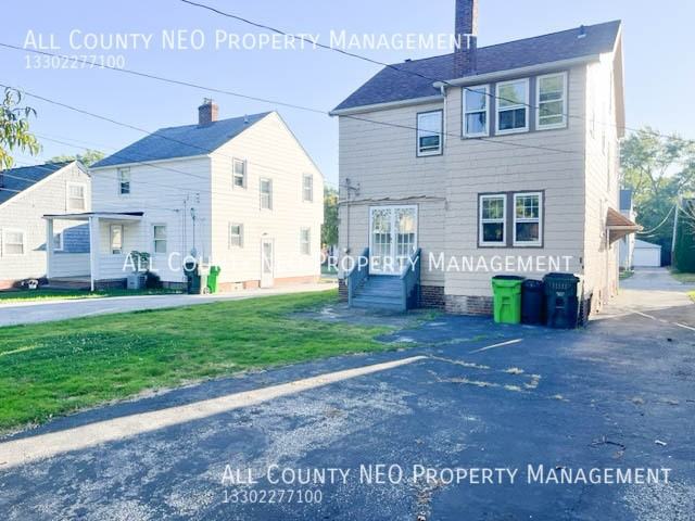 1272 Avondale Rd - Photo 2 of 24