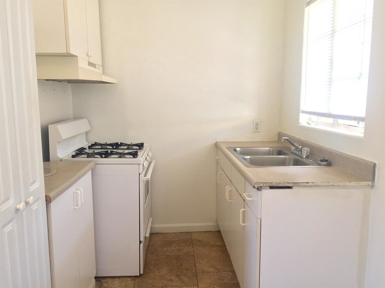 Mohave - Photo 3 of 12