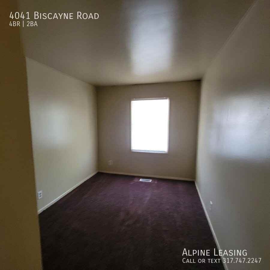 4041 Biscayne Rd - Photo 6 of 8