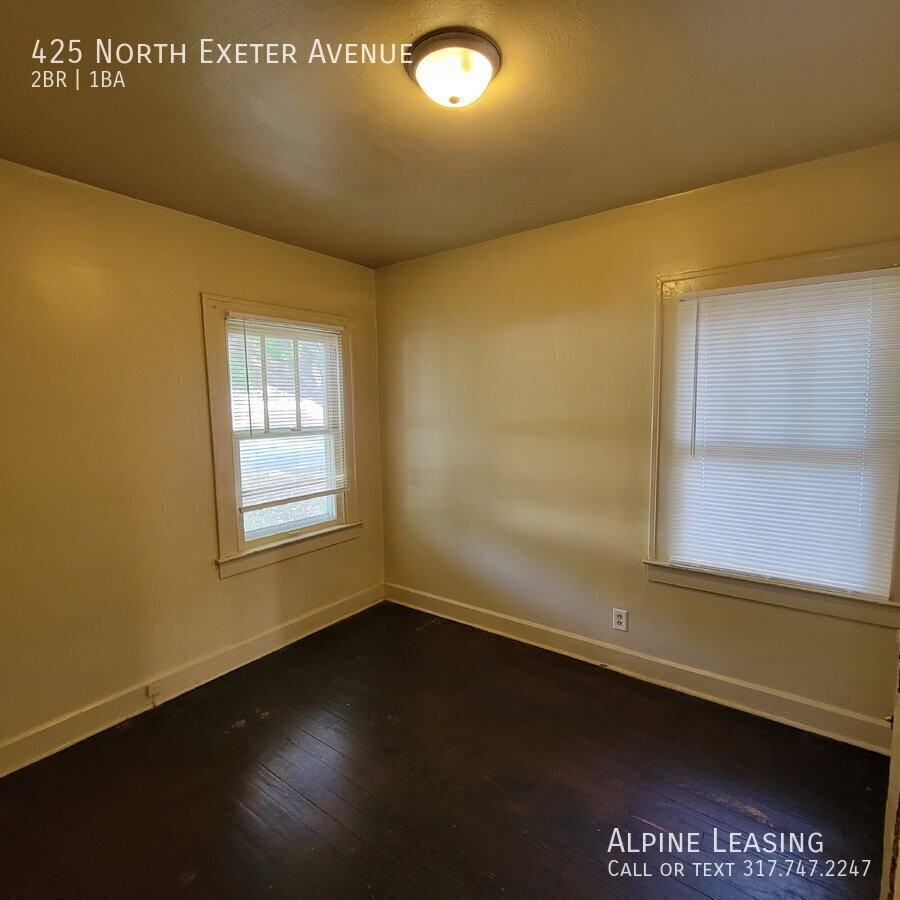 425 N Exeter Ave - Photo 4 of 6