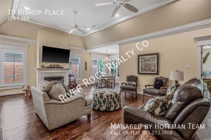 19 Bishop Pl - Photo 2 of 25