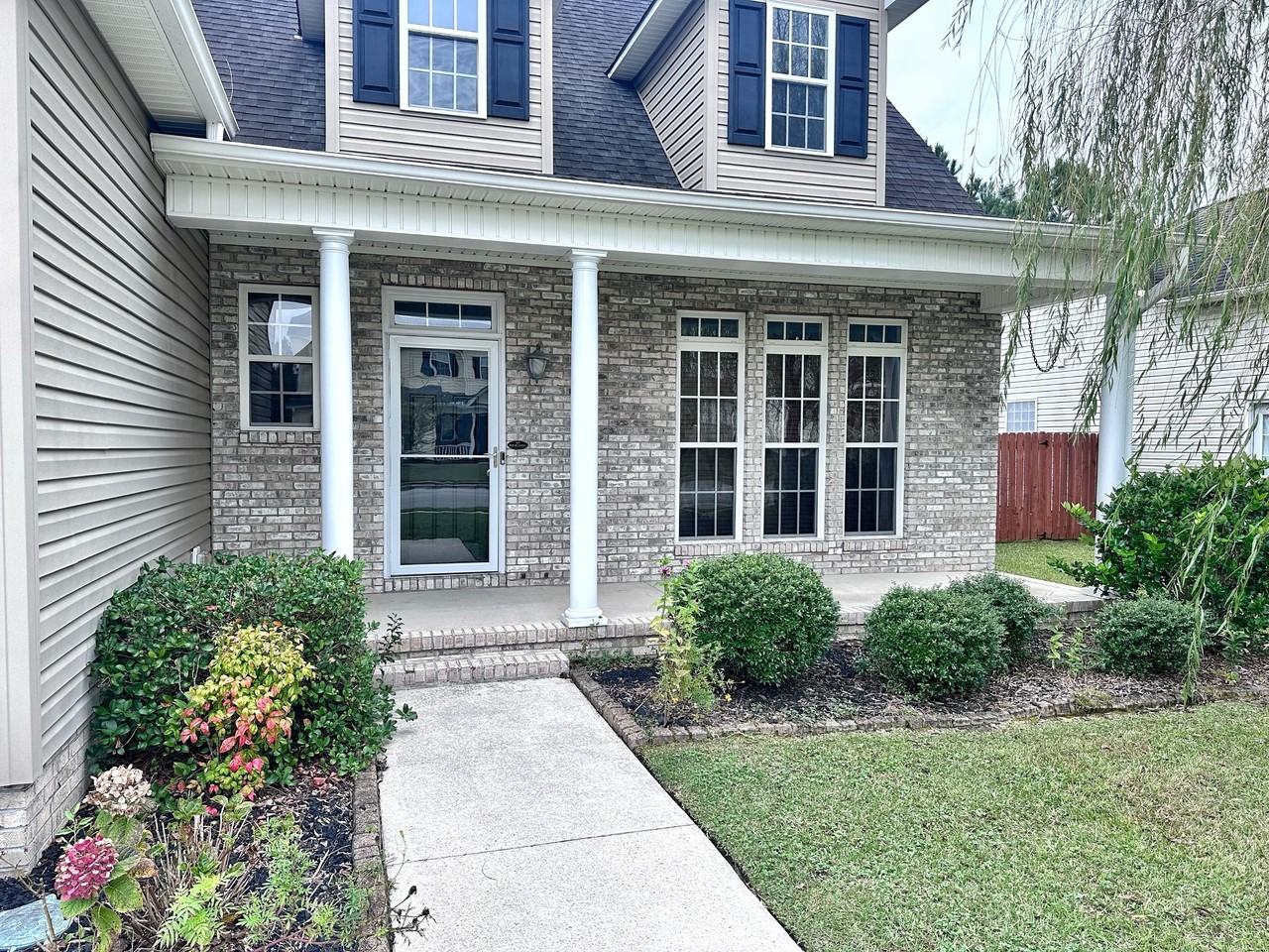 300 Walkens Woods Lane - Photo 3 of 42