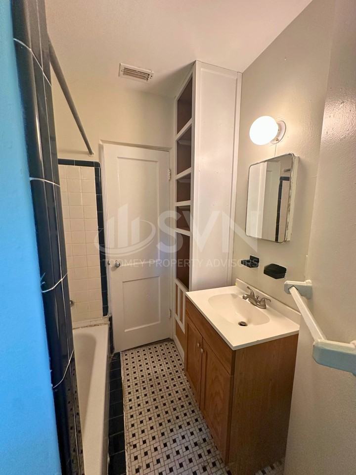 Stonewall Apartments - Photo 4 of 39