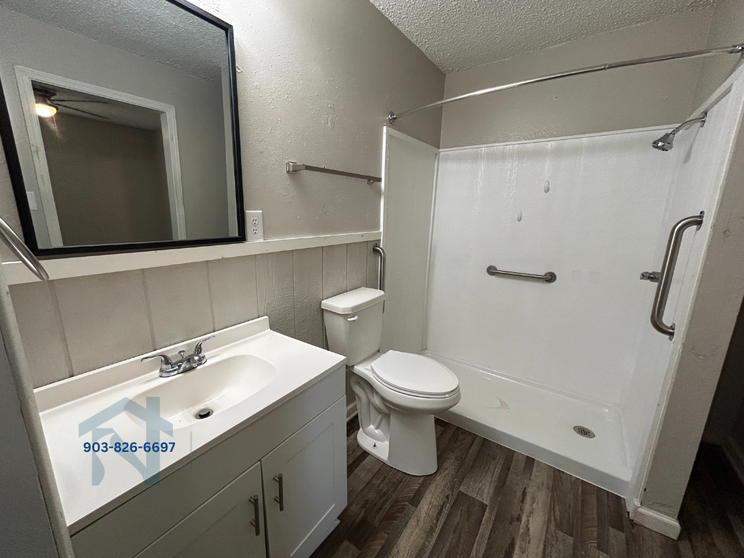 Kacie Lea - 1004 2nd Street - Photo 5 of 6